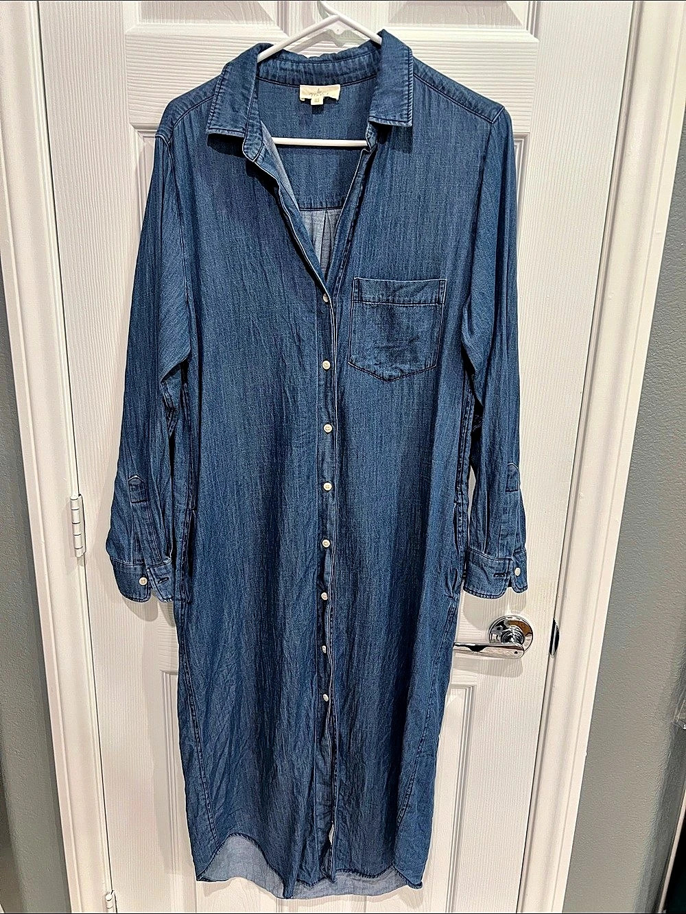 Le Marais Denim Shirt Dress in Blue Size Medium Like New